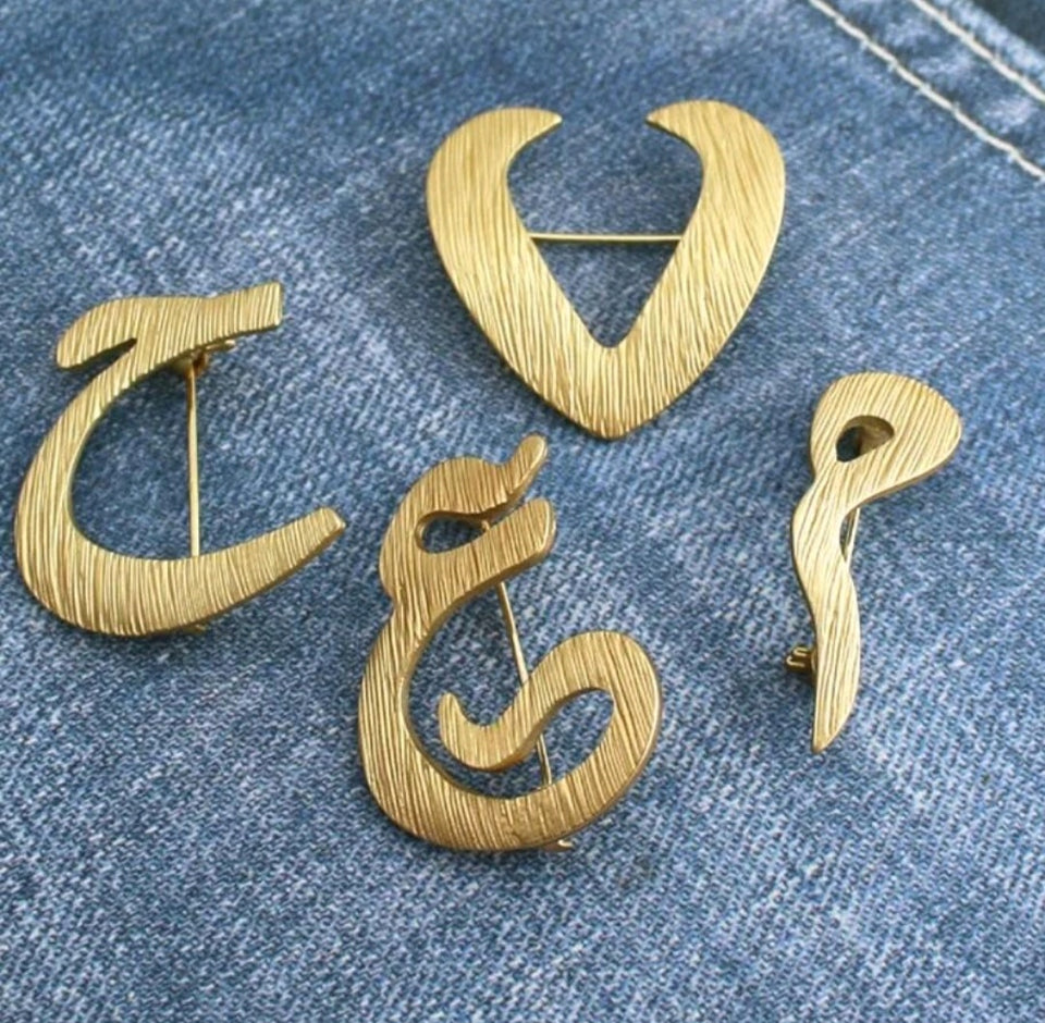 Arabic Alphabet Brooches - Perfect for Clothes and Accessories