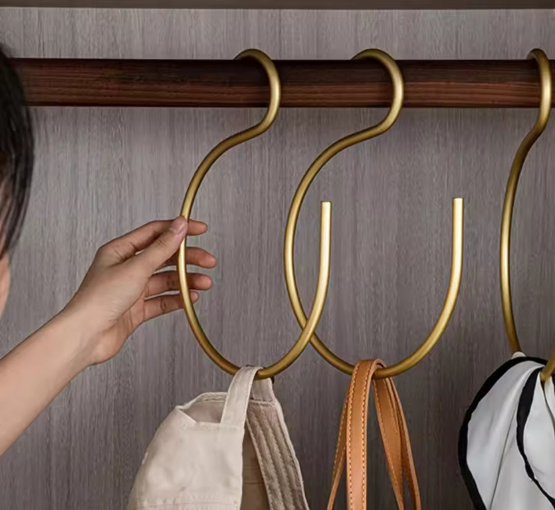 Scarf hangers