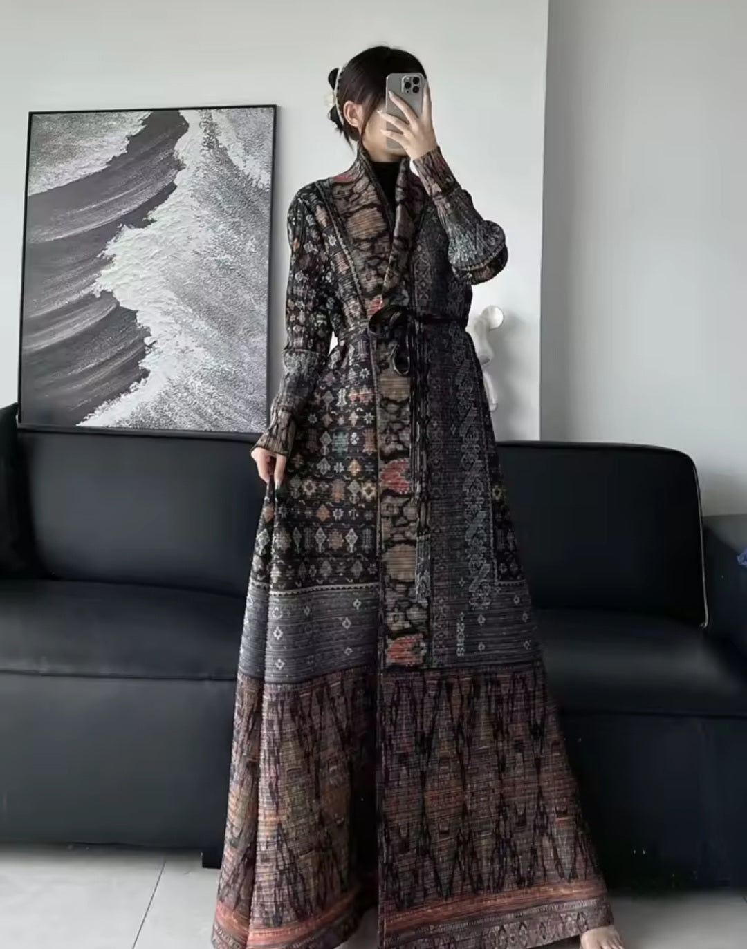 Pleated abaya